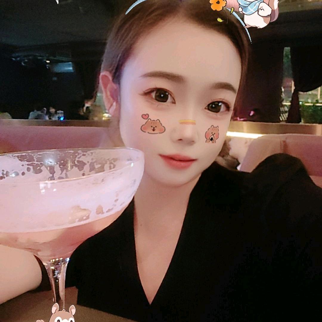 爱喝奶茶的小幸运