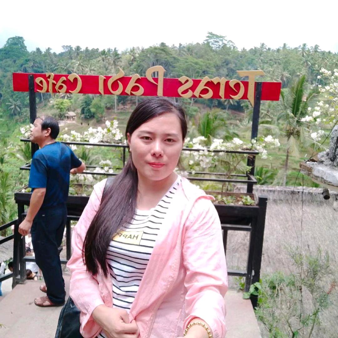 877124926墩上美的专卖店小鱼儿