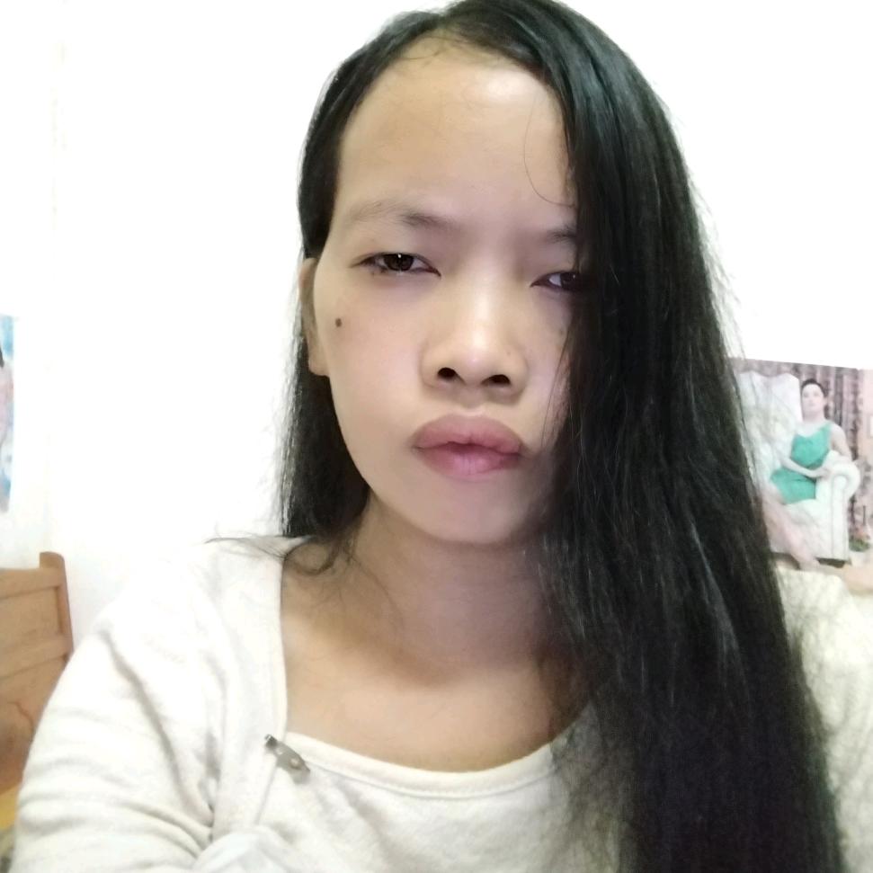 玫瑰🌹。有爱有恨