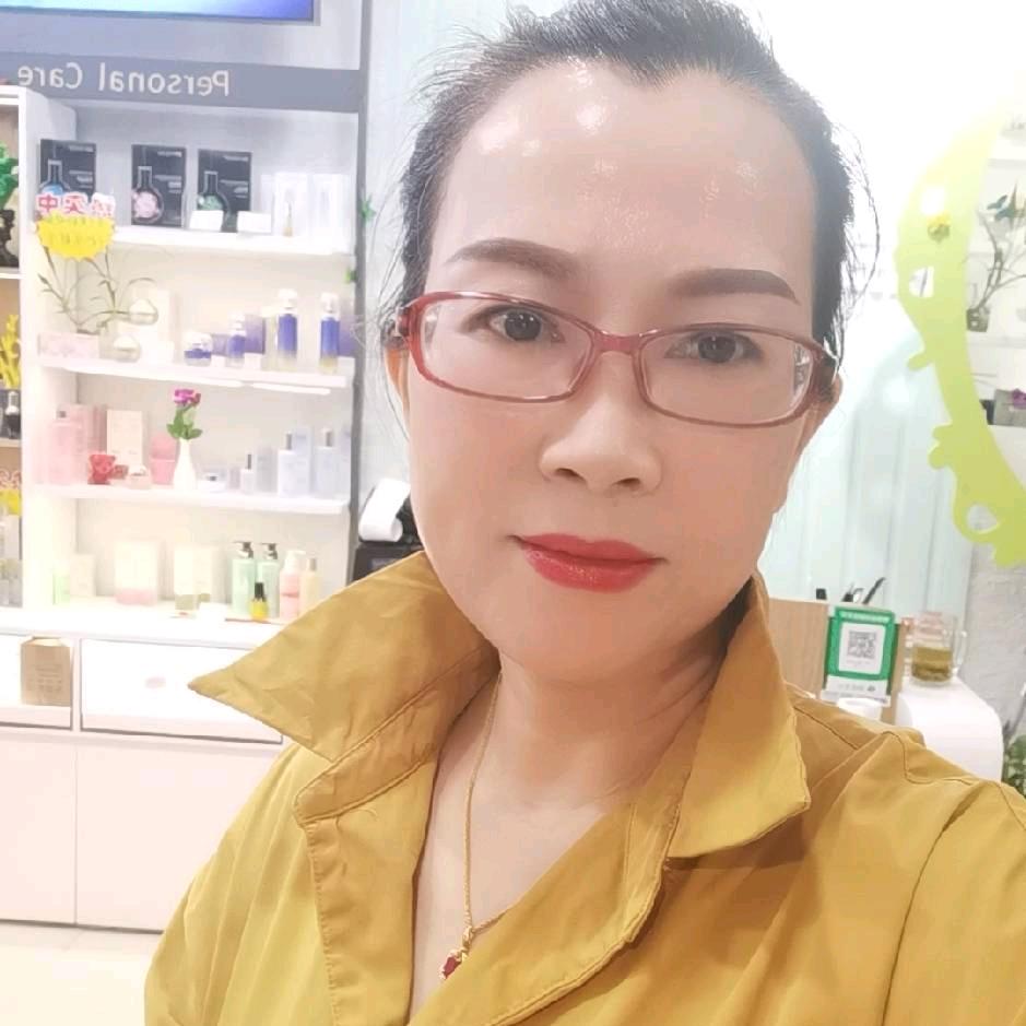 桃源鲜言科技护肤 向姐
