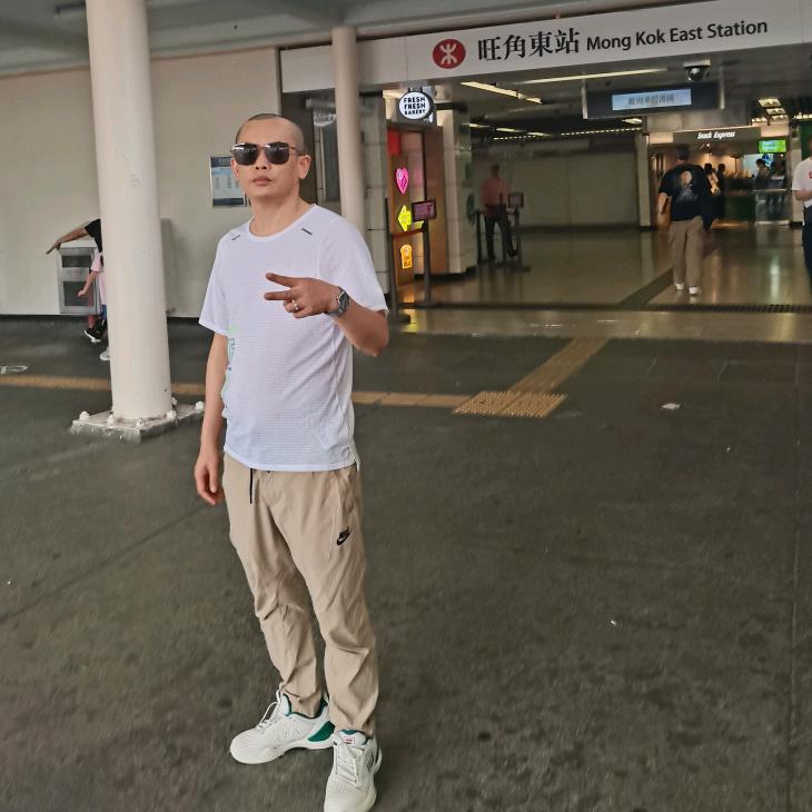 重庆车易知☞尹华