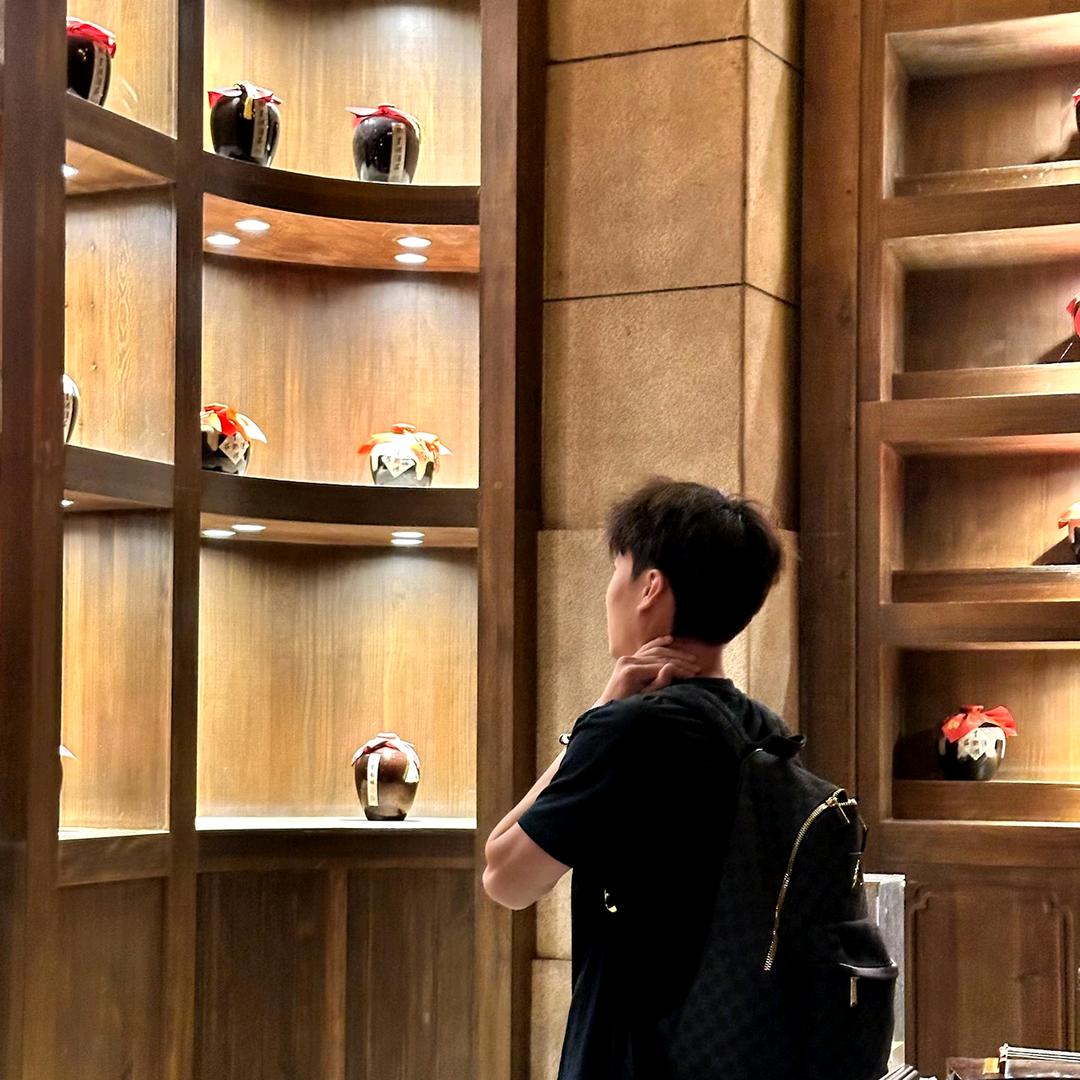 龙卷风摧毁不了我的停车场