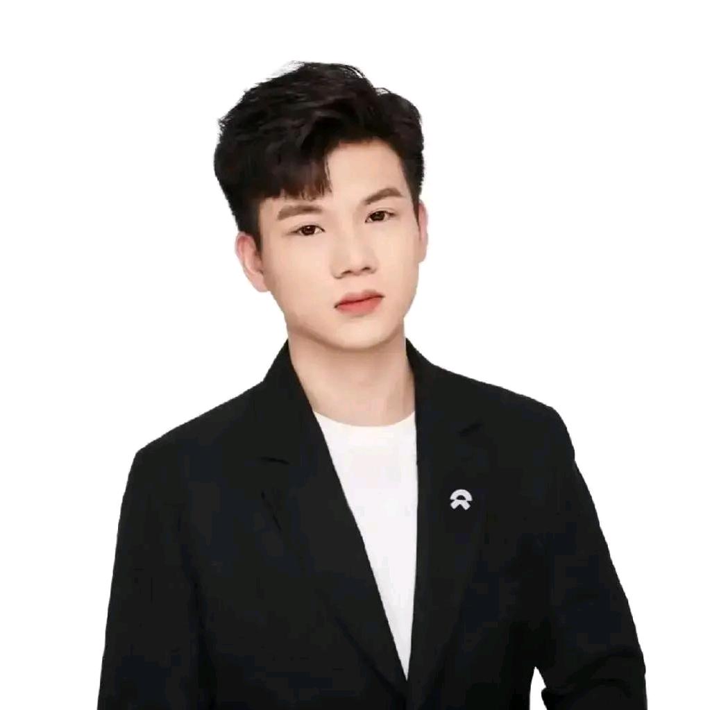 蔚来中心 ｜ Peter 康