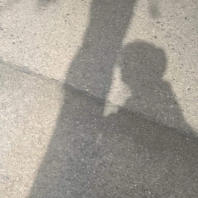 噓