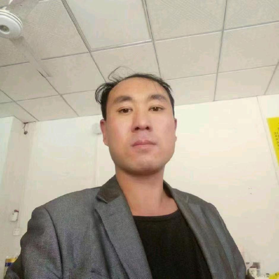 娄方成