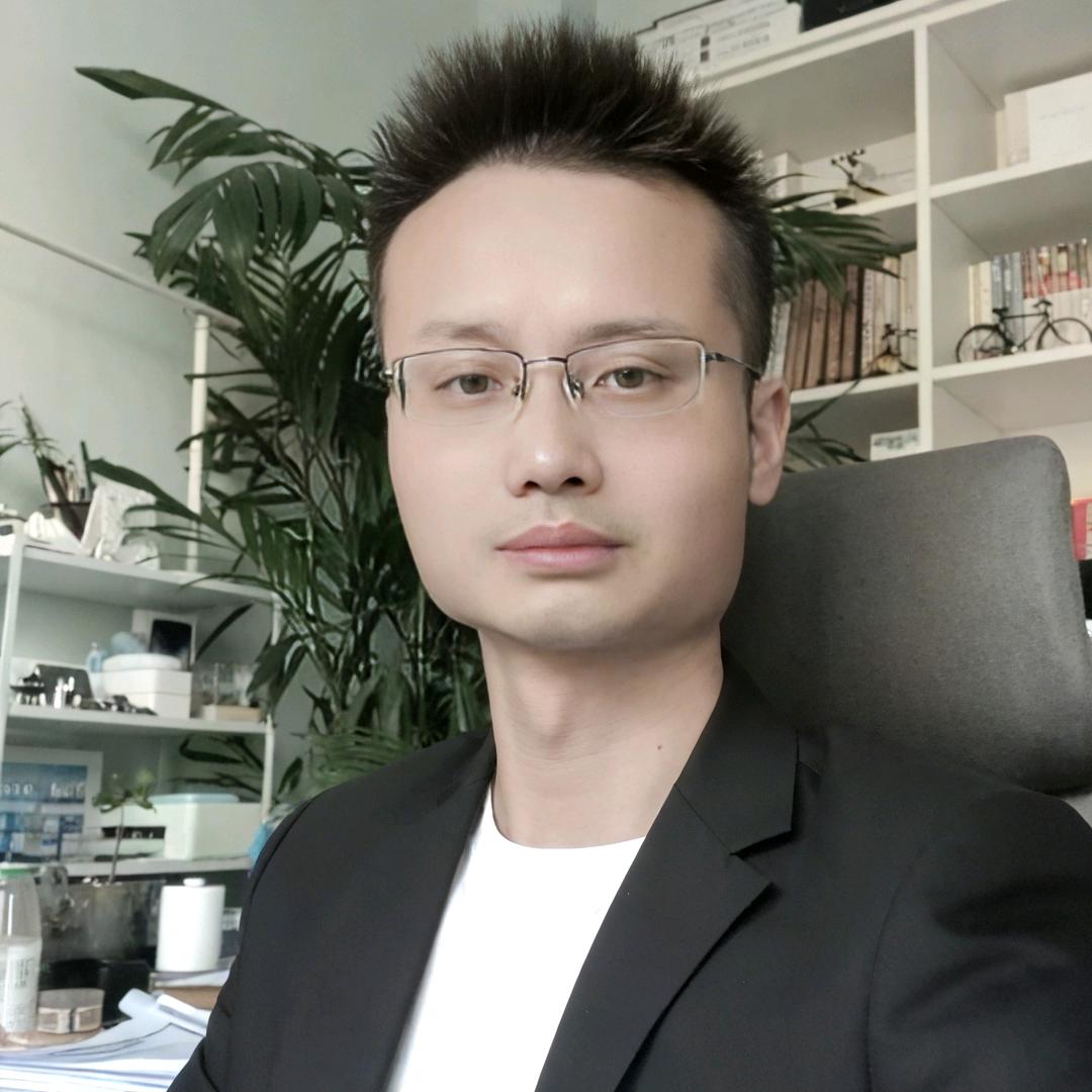 武汉刘朝律师