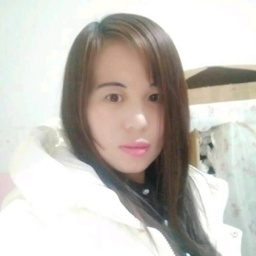 坚强的单身女人。