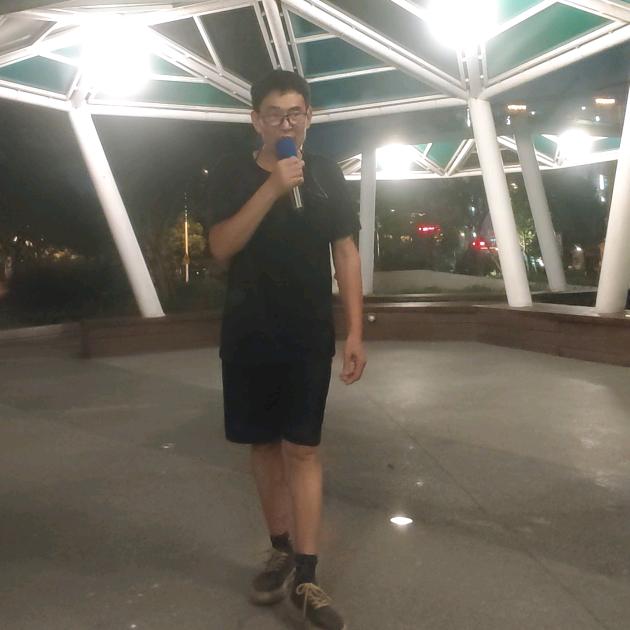 爱唱李老三🎤