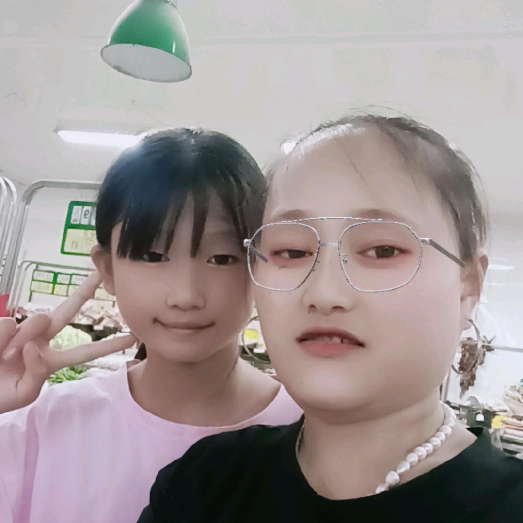 朵朵^O^