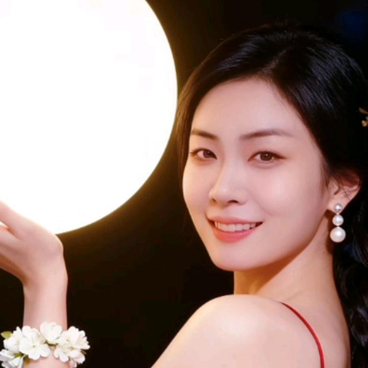 💞💞💞💞💗᭄🕊꯭᭄嘉欣