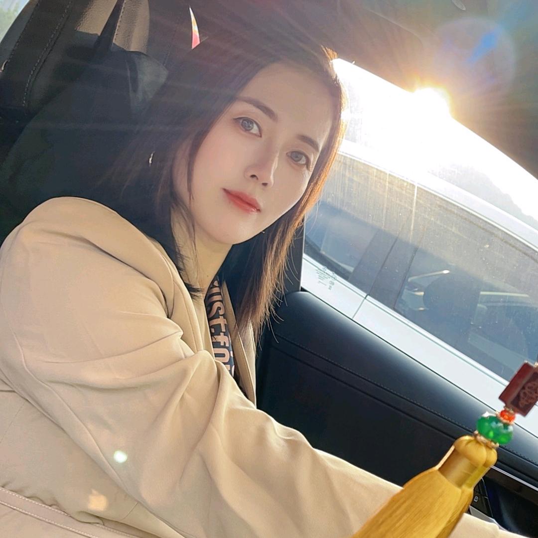 小太阳࿆࿆♡
