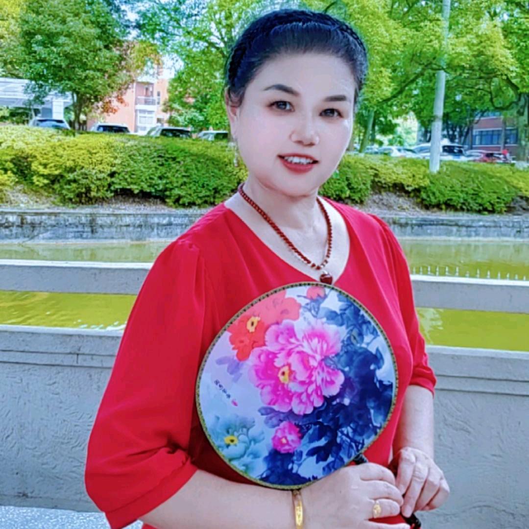 知足常乐🌻🌻
