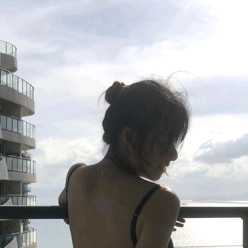 MEI肚子_