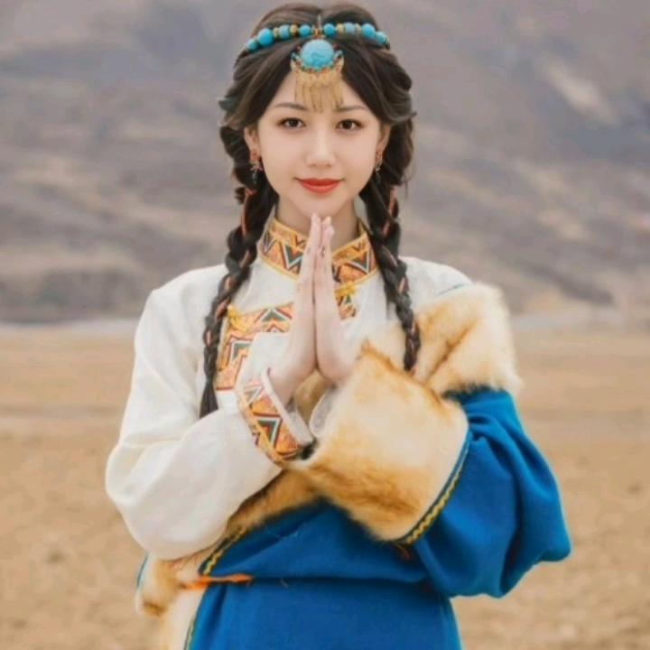 鸡笼顶．半日闲山舍民宿．珍珍