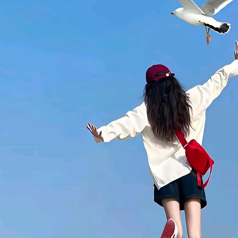 饿了吃空气💕