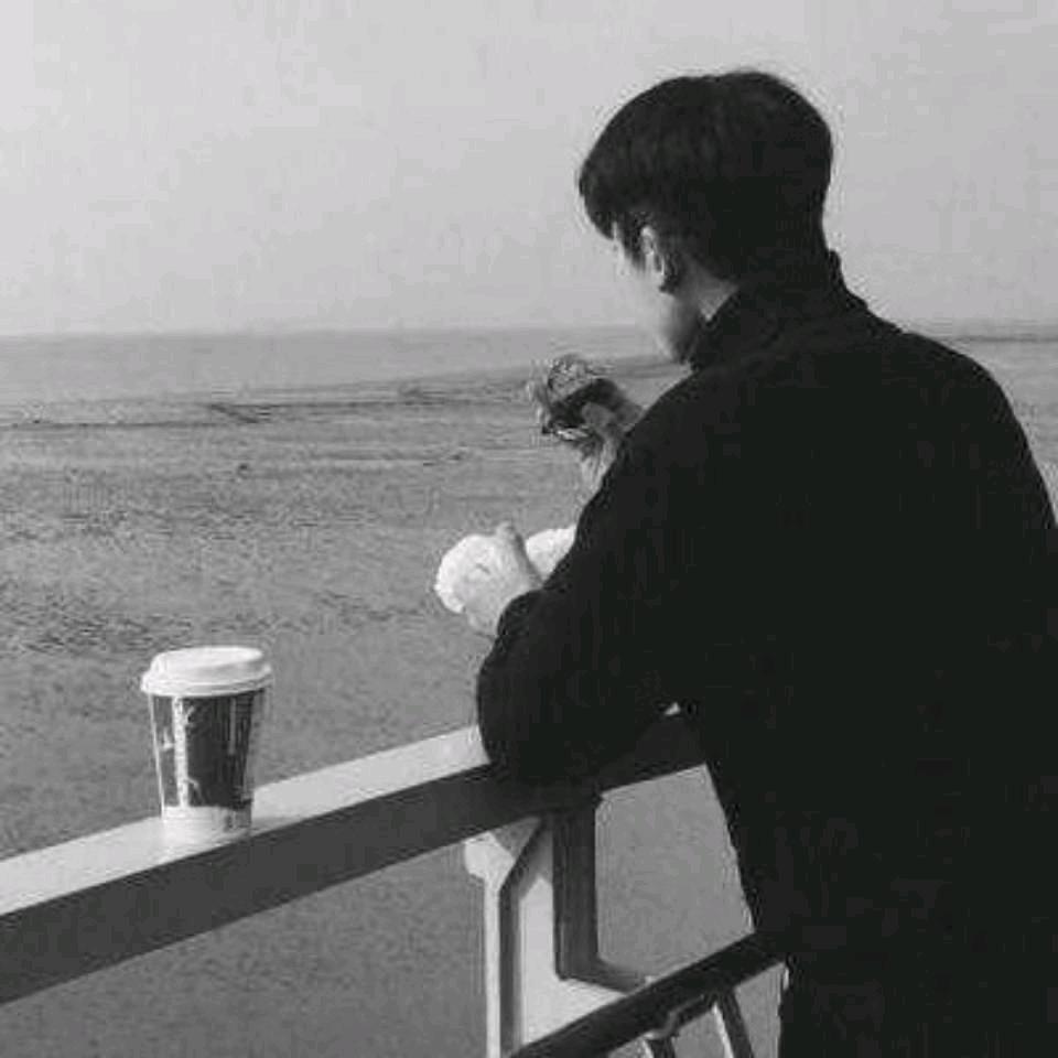 丶潇Gg°