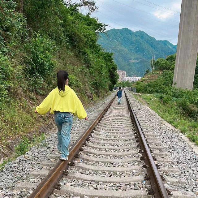 万源家豪瓷砖波哥