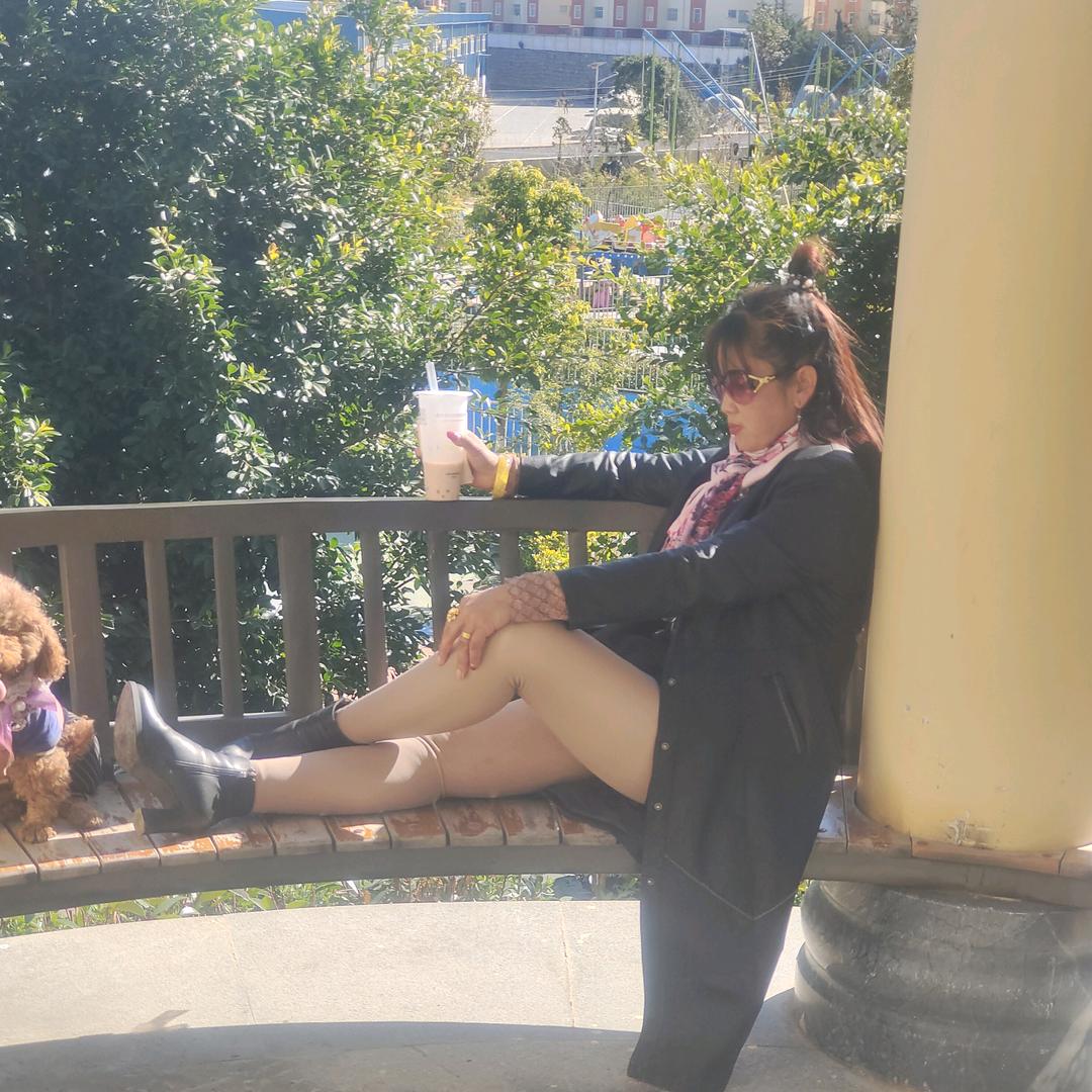 🍀春风化做相思雨🌹🌸🌺