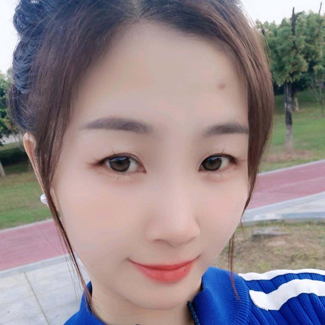 淡然一笑❤ (ɔˆз(ˆ⌣ˆc)