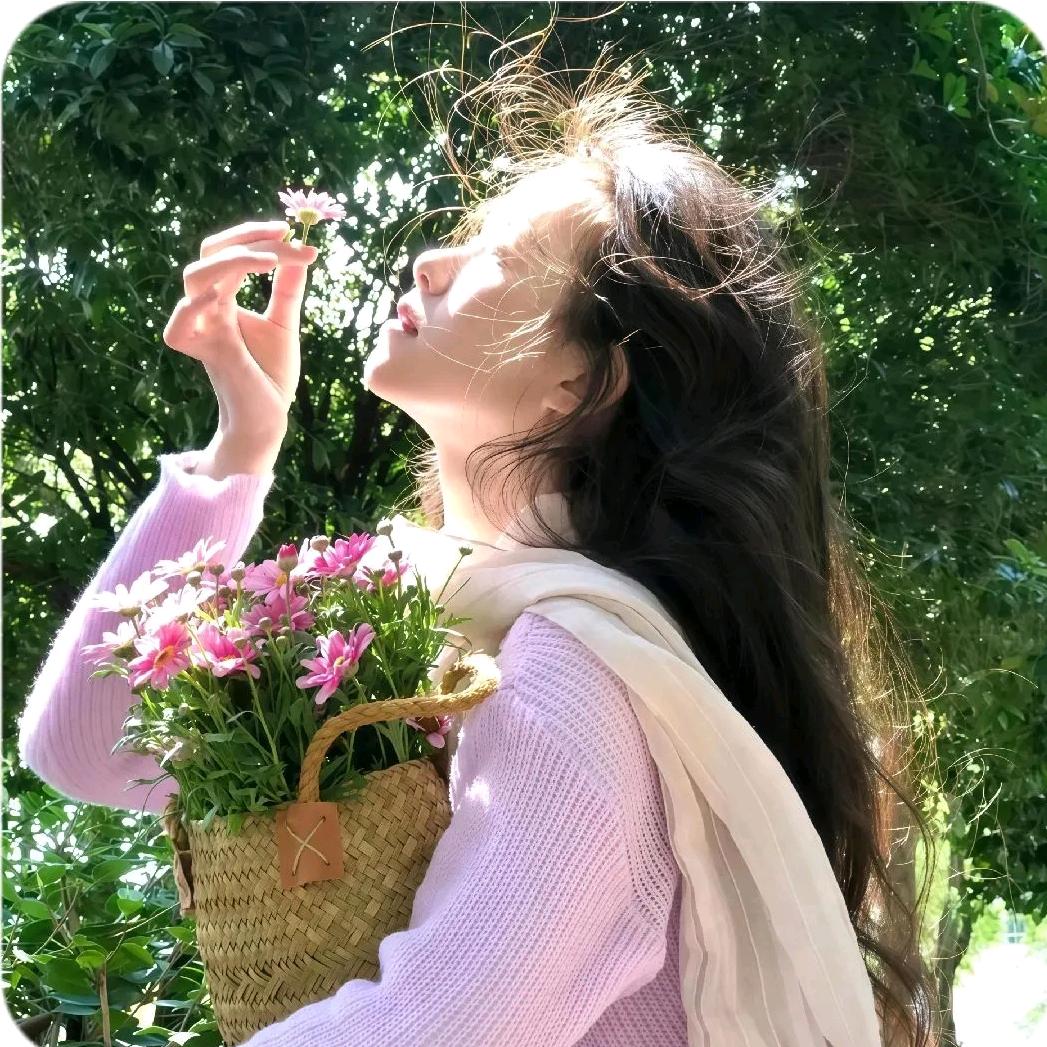 雯茜呀