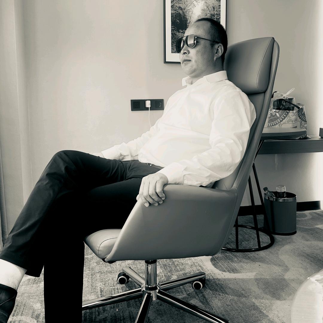 高原雪鹰。青海牛肉拉面