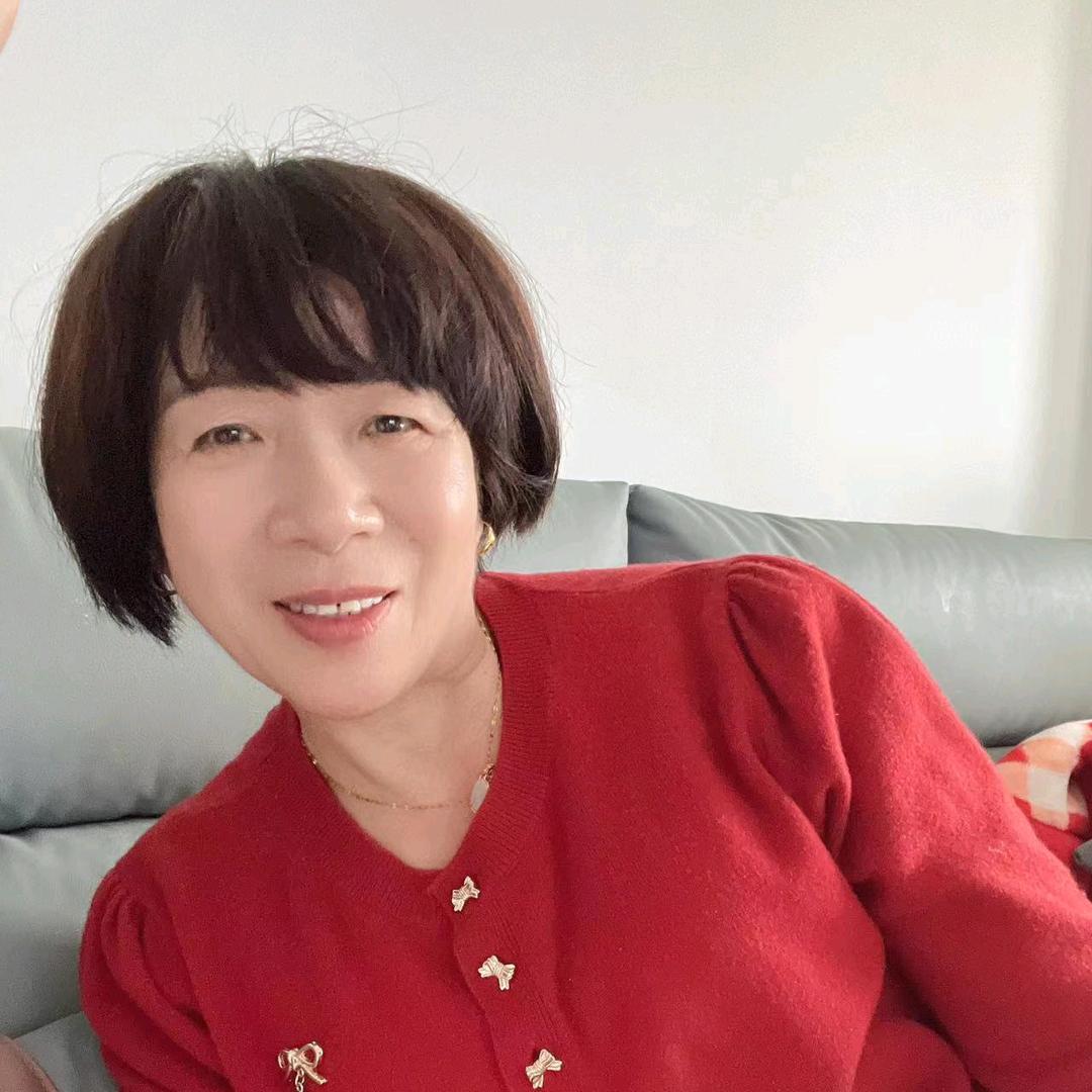 小梅🙂