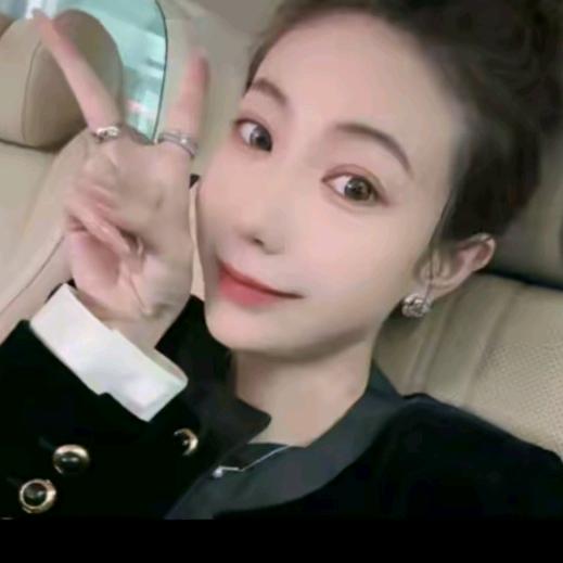 美美私服~时尚穿搭