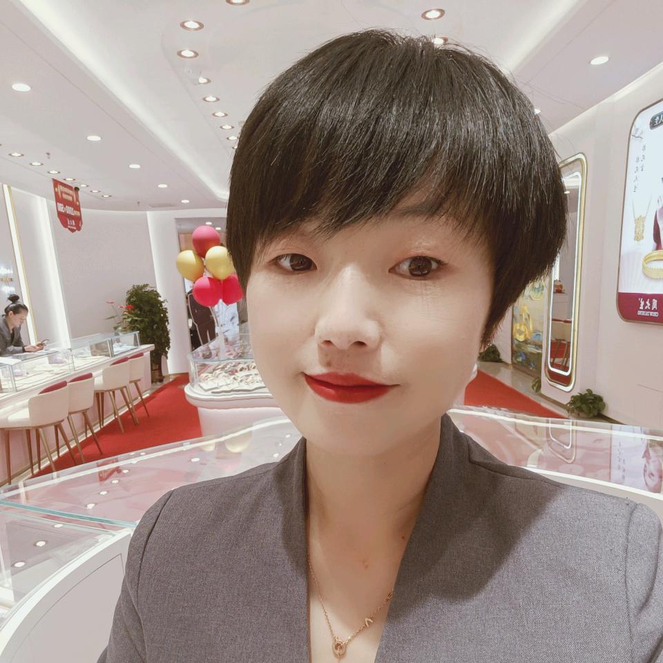瓦房店中国珠宝珠宝李亚男