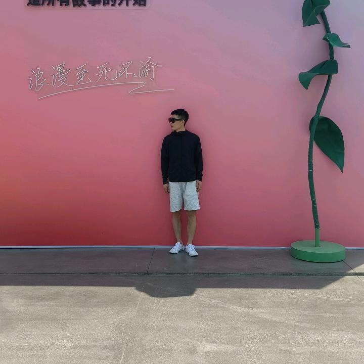 太原路虎包车小张