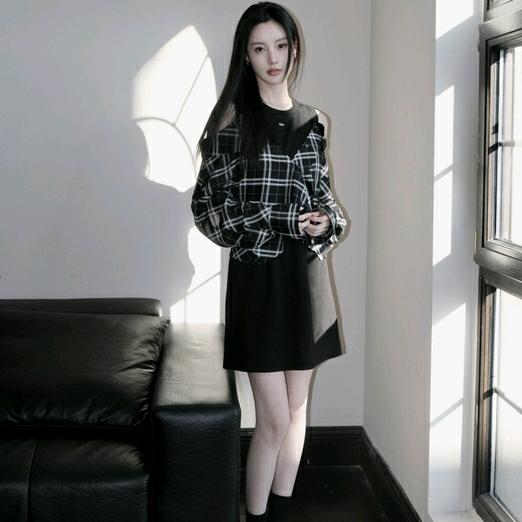 兰陵开元太平鸟女装