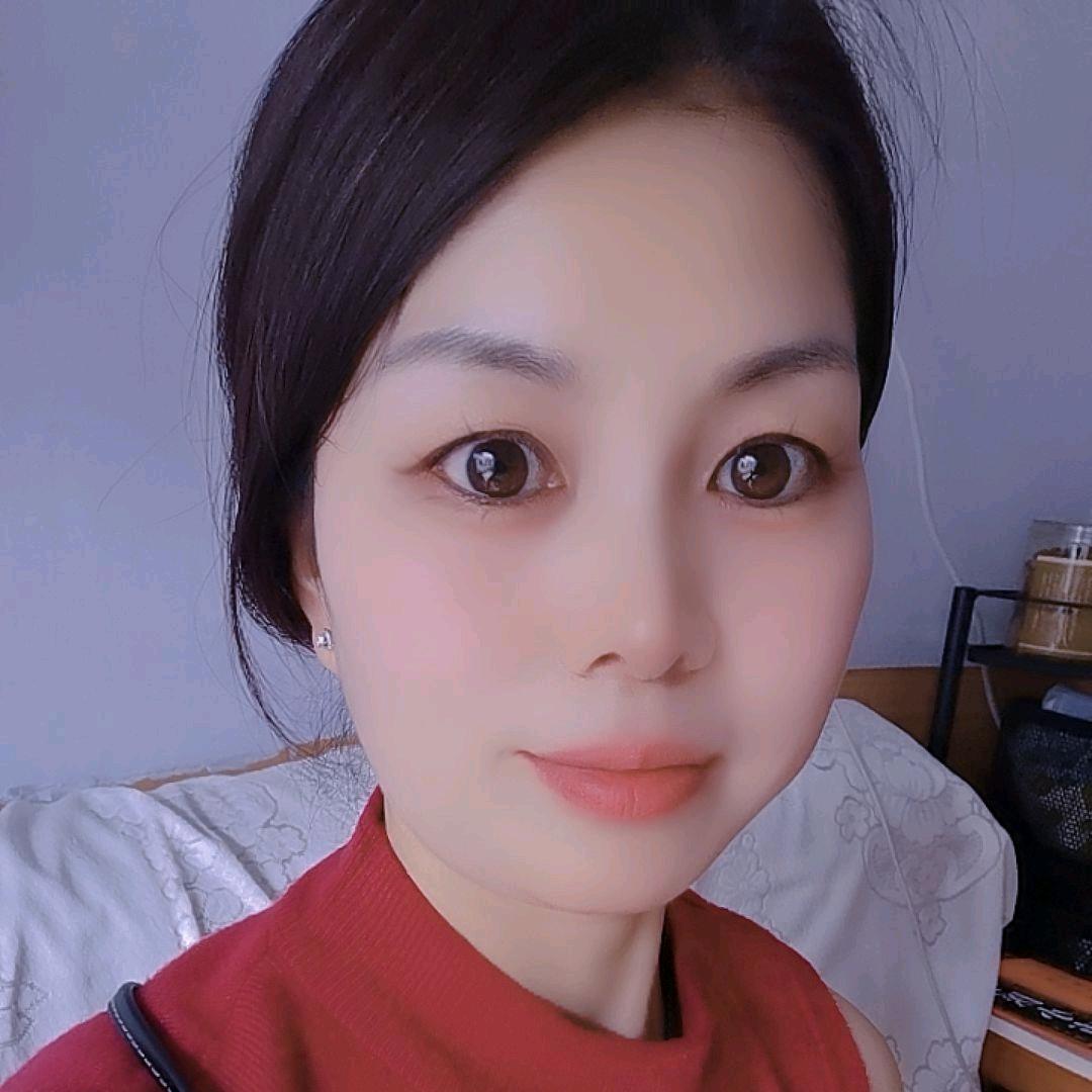 顺财姐穿搭