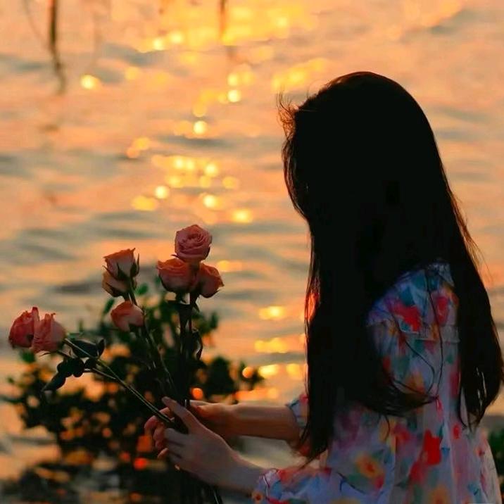 清欢吖.