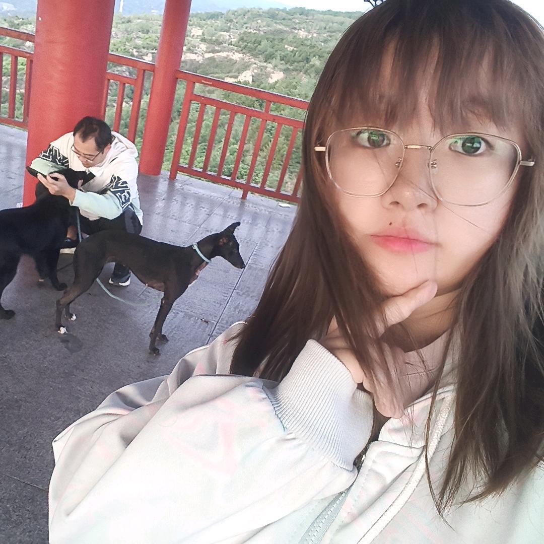 超爱猫的小朋友🐈