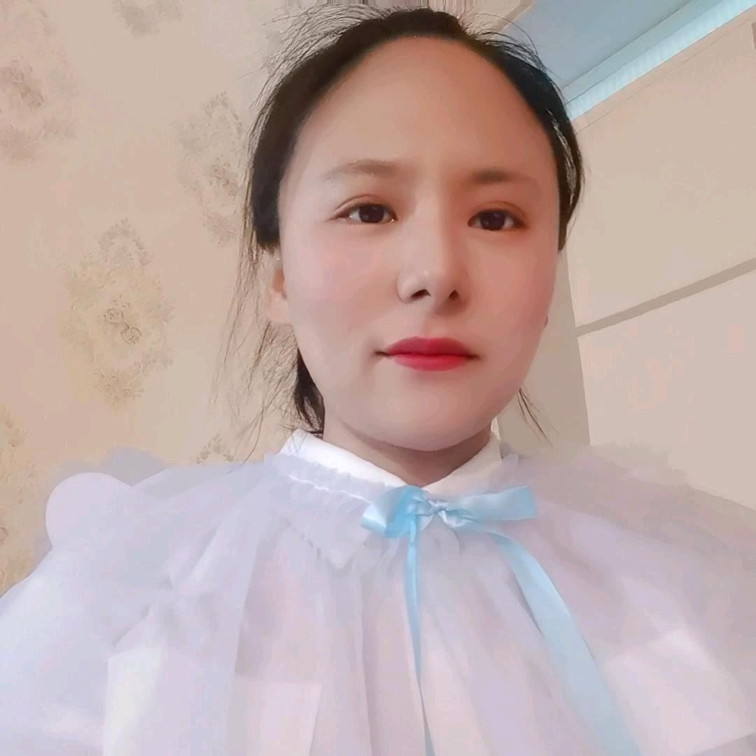 枝头挂着果子