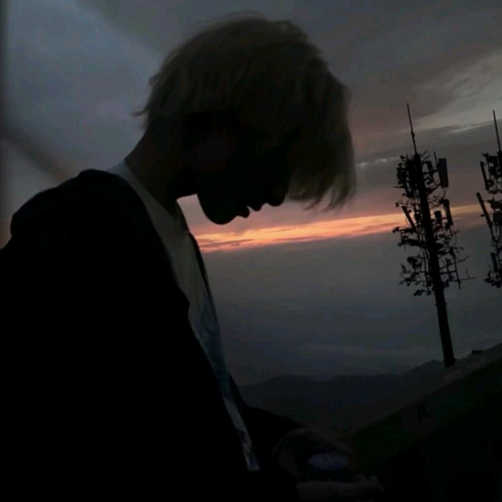久伴.