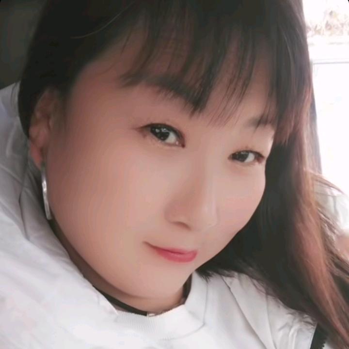 ＇❤🌹爱笑的傻丫头🌹❤