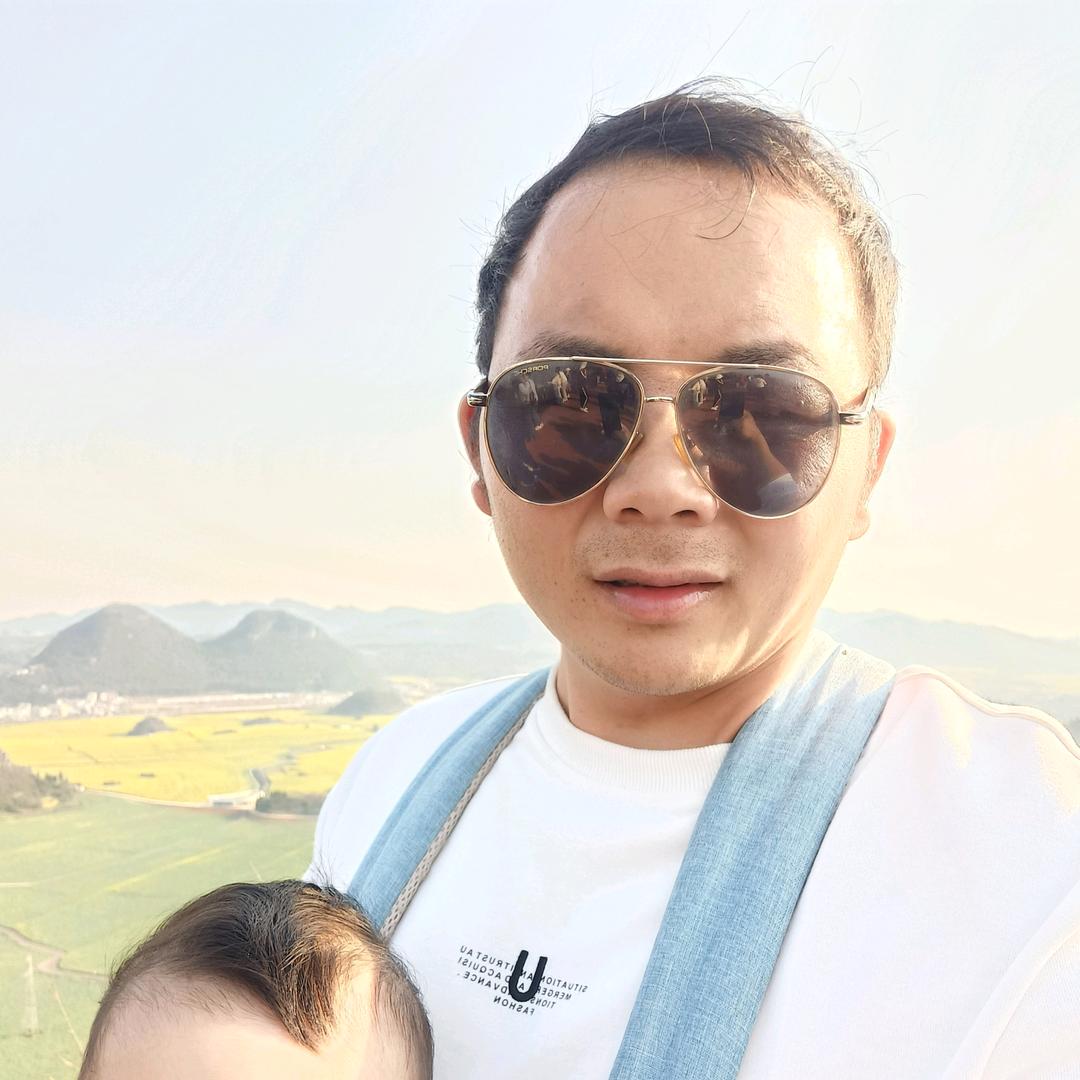 修电动车的小李（陆良）