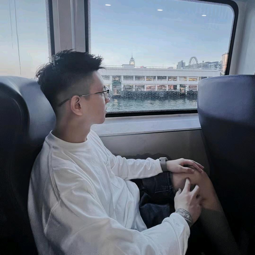 扶老爷爷闯红灯