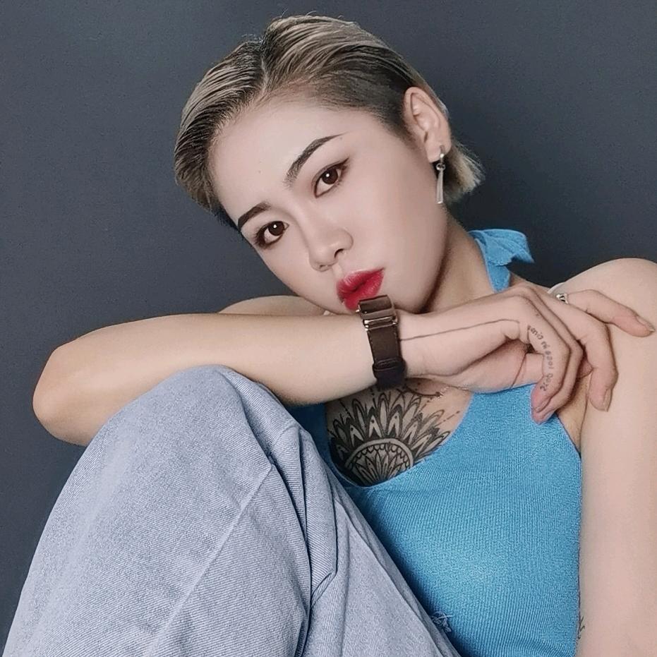 戰馬  潮牌批发