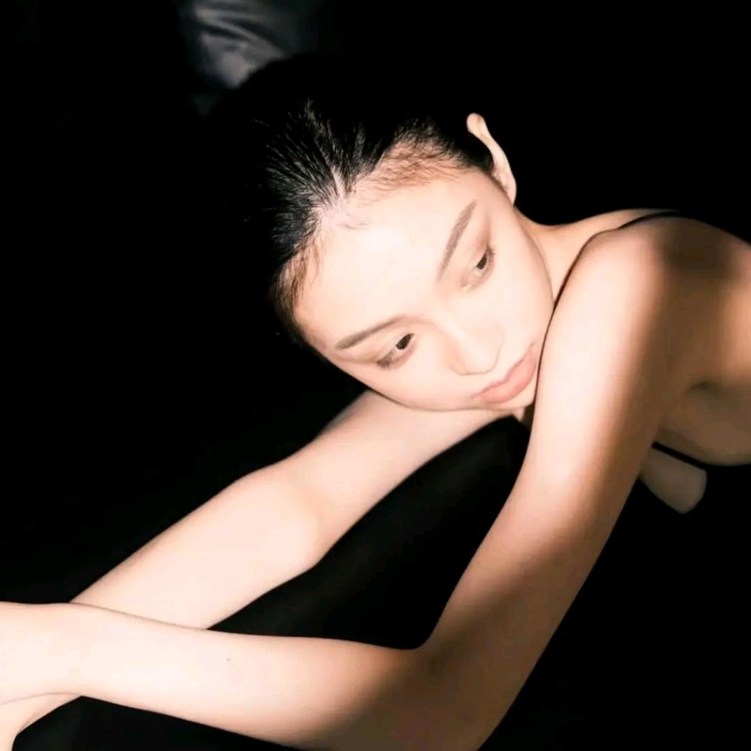 张张不吃羊🐑  .