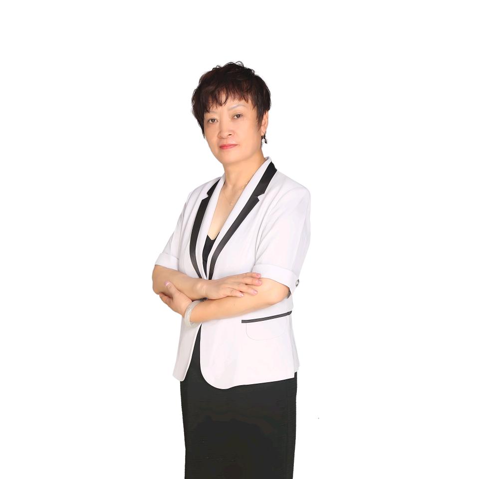 明霞老师