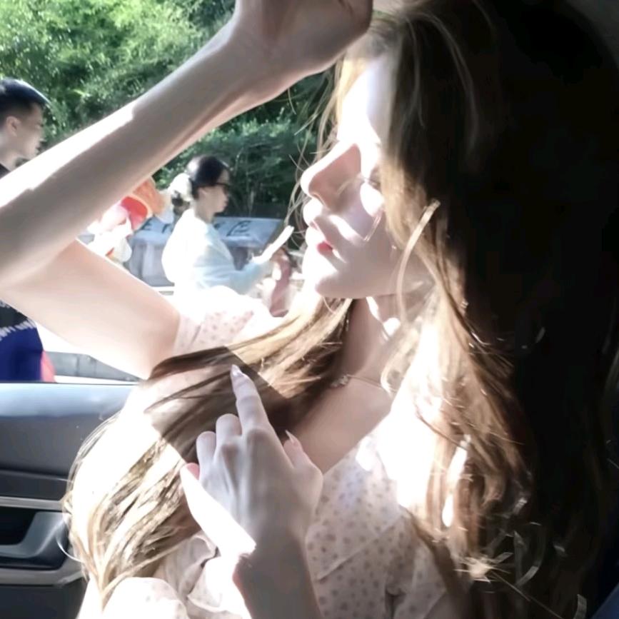 影儿🧚🏻‍♀️