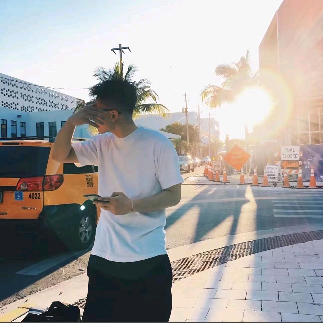 她与落日皆失ゞ