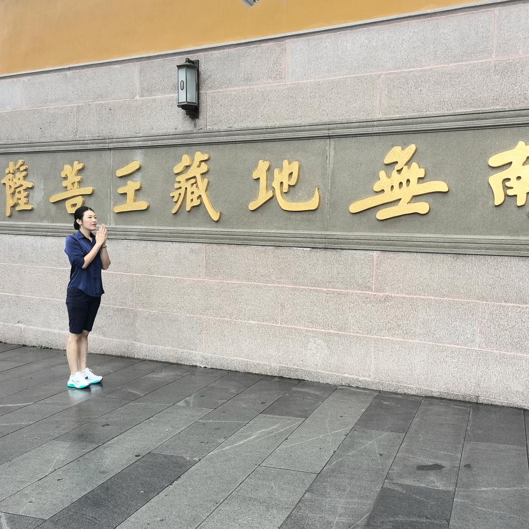 晓看天色暮看云