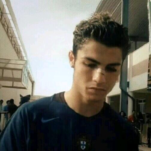 做自己的梵高先生