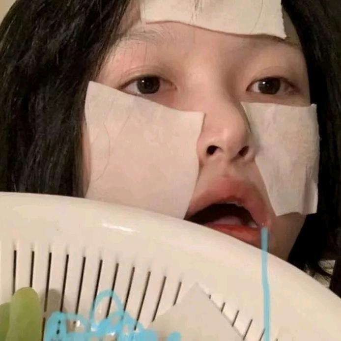 44553