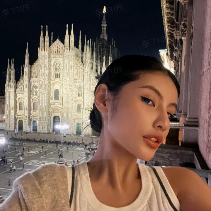 梁夜穿搭工作室