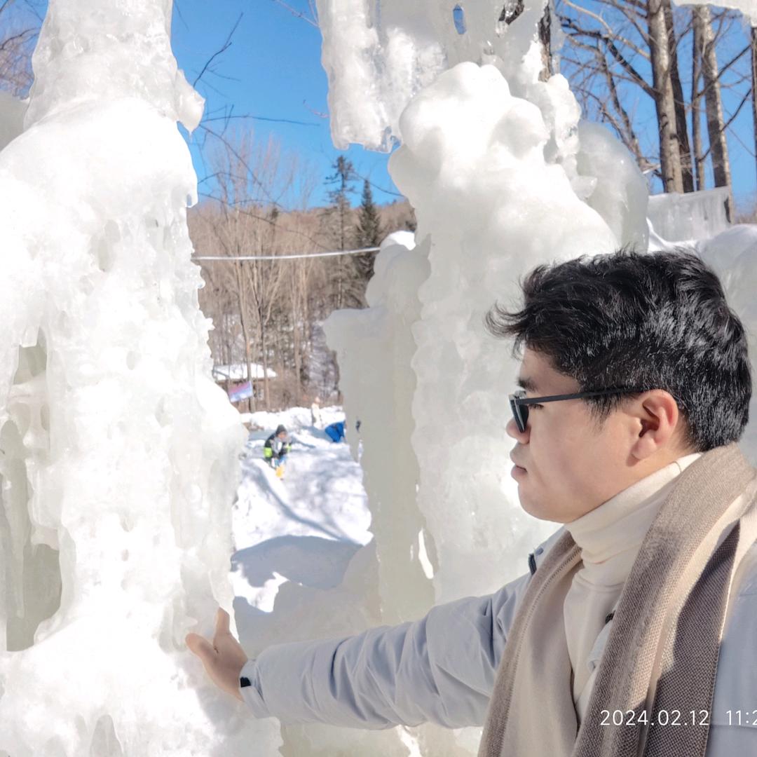 哥75度仰望星空