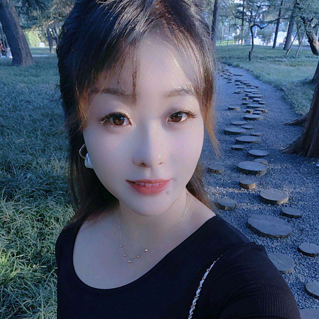 阿雯