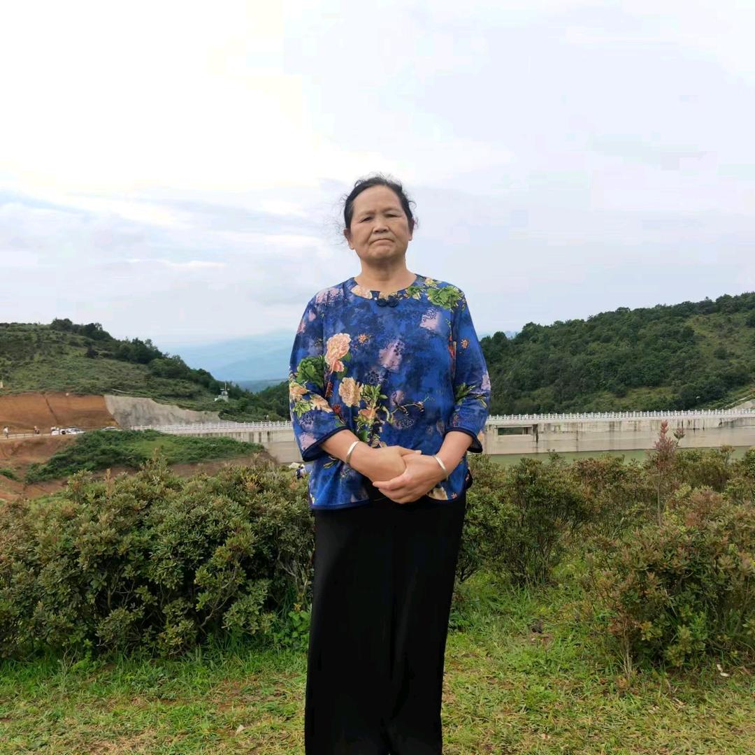 李德芬